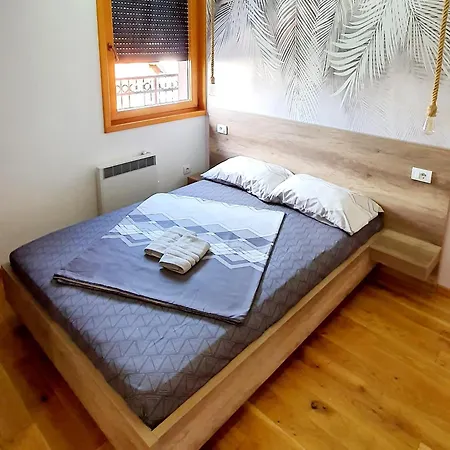 Apartment Harizma *